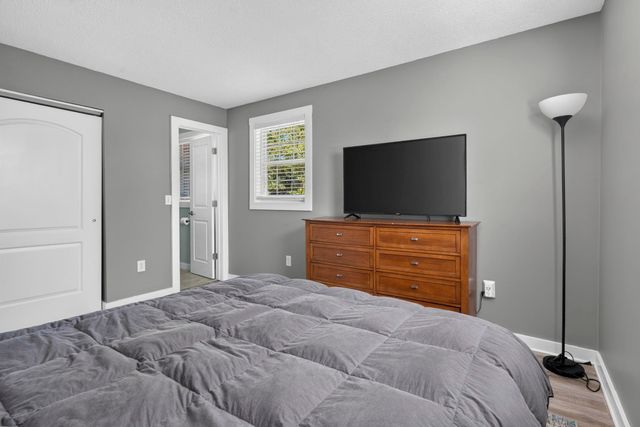 3 Underwood Drive, Litchfield, NH 03052