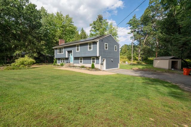 3 Underwood Drive, Litchfield, NH 03052