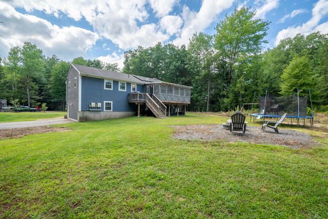 3 Underwood Drive, Litchfield, NH 03052