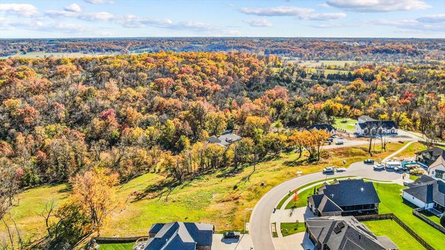 6204 S Maryland Avenue, Springfield, MO 65810