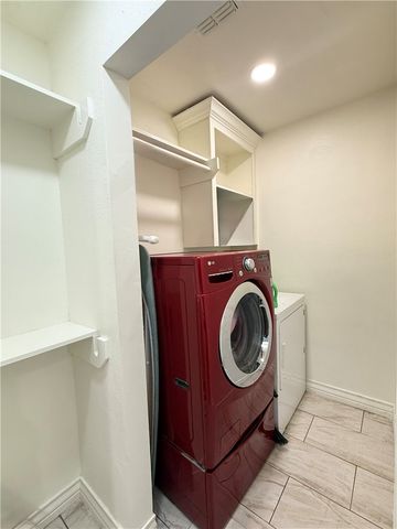 941 Acacia Dr, Corpus Christi, TX 78408