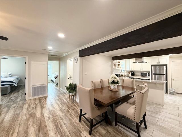 941 Acacia Dr, Corpus Christi, TX 78408