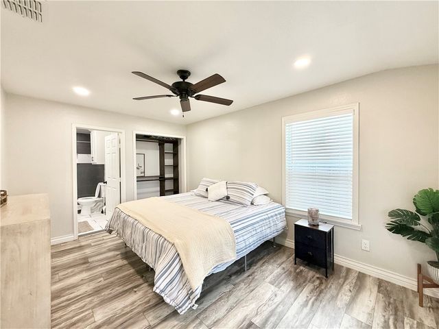 941 Acacia Dr, Corpus Christi, TX 78408