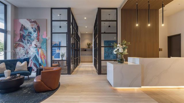 19401 W Dixie Hwy 307, Miami, FL 33180