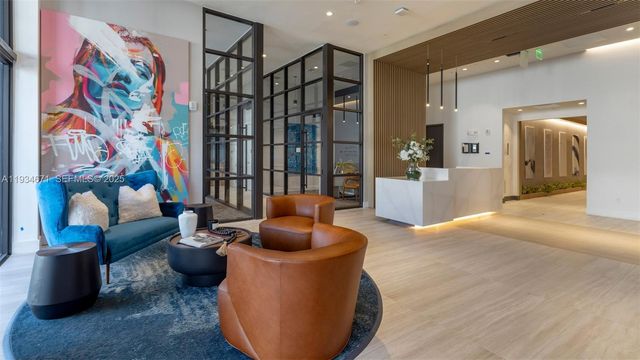 19401 W Dixie Hwy 307, Miami, FL 33180