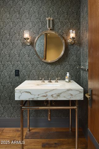 514 W ROSE Lane, Phoenix, AZ 85013