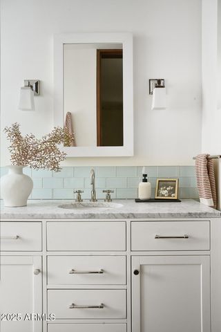 514 W ROSE Lane, Phoenix, AZ 85013