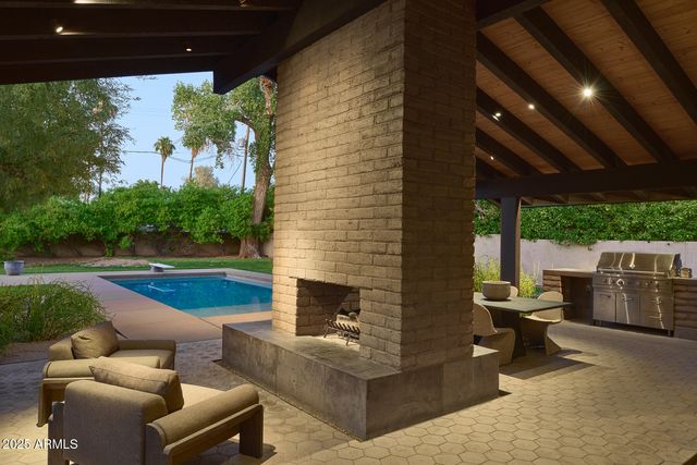 514 W ROSE Lane, Phoenix, AZ 85013