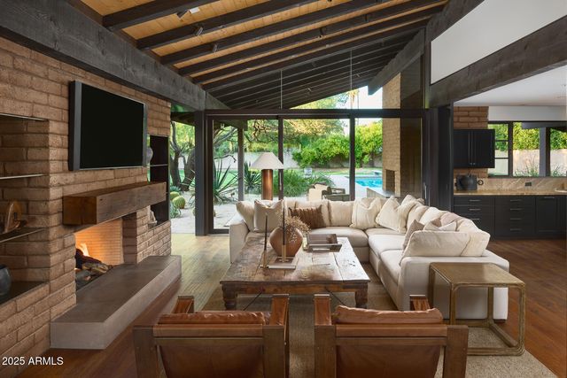 514 W ROSE Lane, Phoenix, AZ 85013