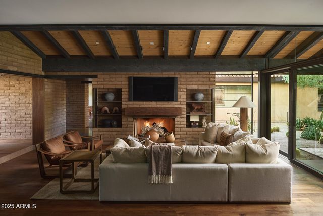 514 W ROSE Lane, Phoenix, AZ 85013