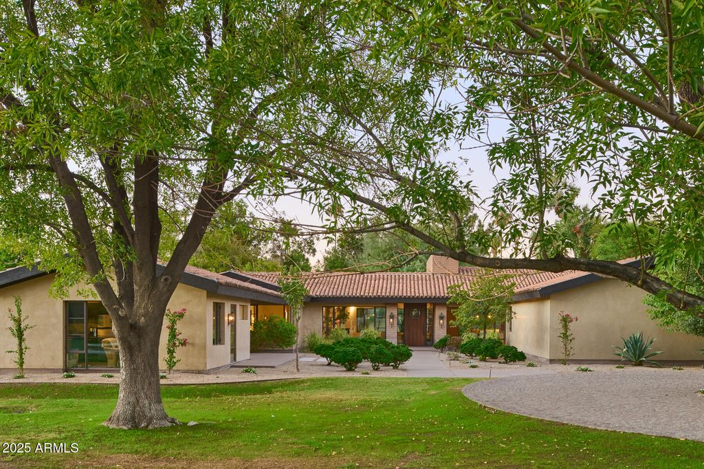 514 W ROSE Lane, Phoenix, AZ 85013