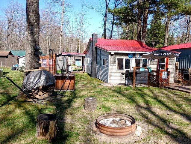 5330 Ruth Street, Gladwin, MI 48624