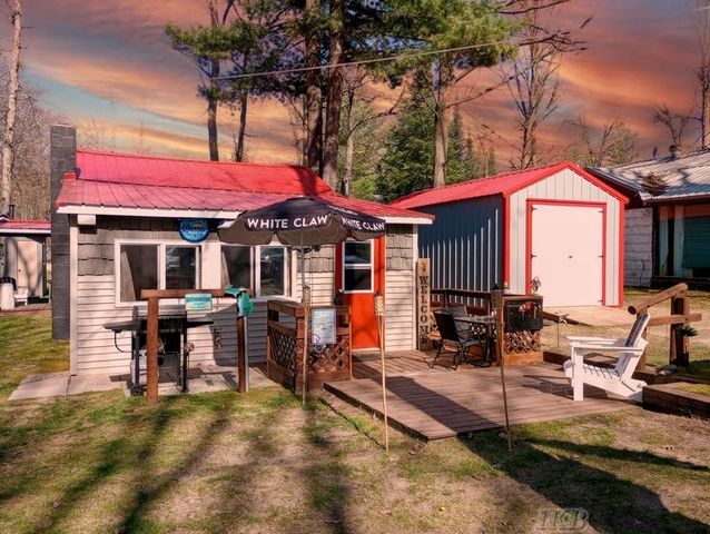 5330 Ruth Street, Gladwin, MI 48624