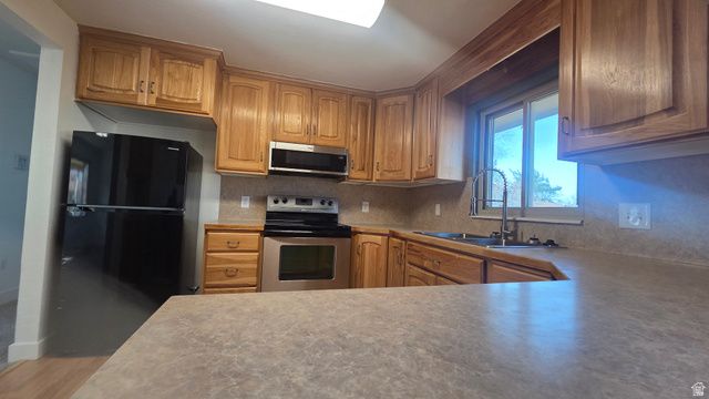 1123 N 800 W, Orem, UT 84057