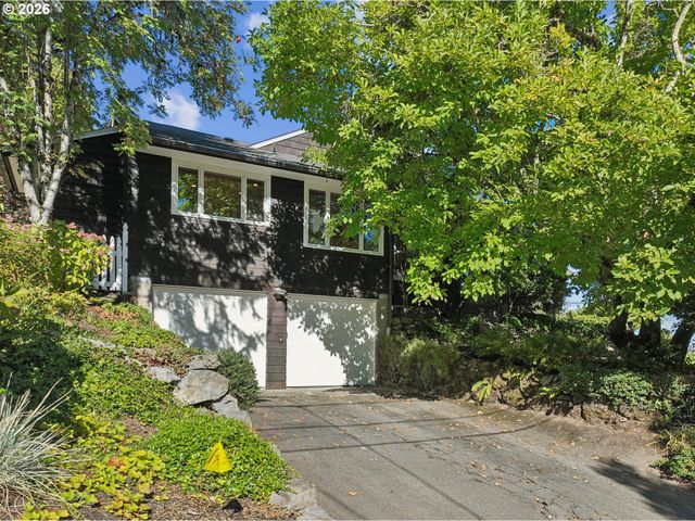 908 Sw DAVENPORT St, Portland, OR 97201