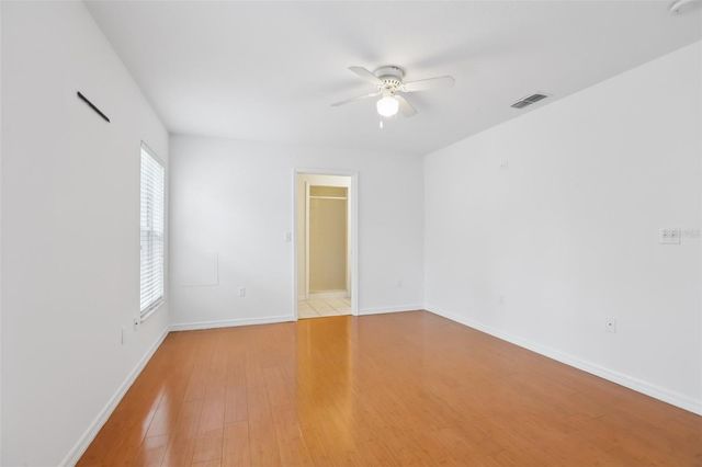 6917 OAKCREST WAY, Zephyrhills, FL 33542