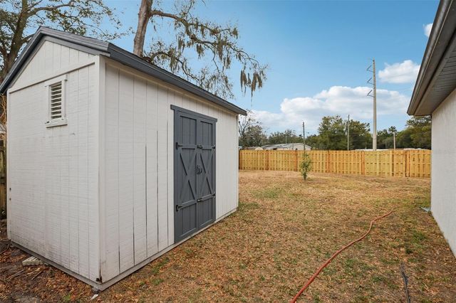 6917 OAKCREST WAY, Zephyrhills, FL 33542