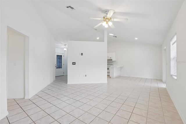 6917 OAKCREST WAY, Zephyrhills, FL 33542