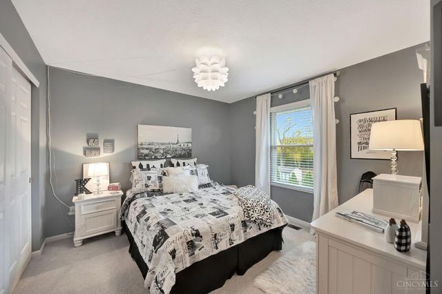 5500 Lakeside Drive, Fairfield, OH 45014