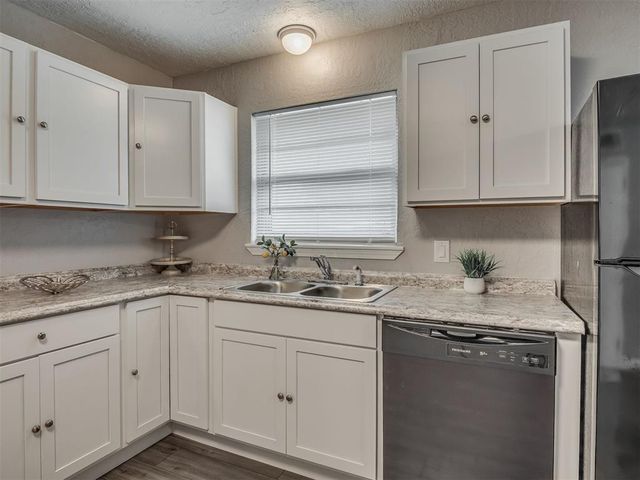 2901 NW Bell Avenue, Lawton, OK 73505