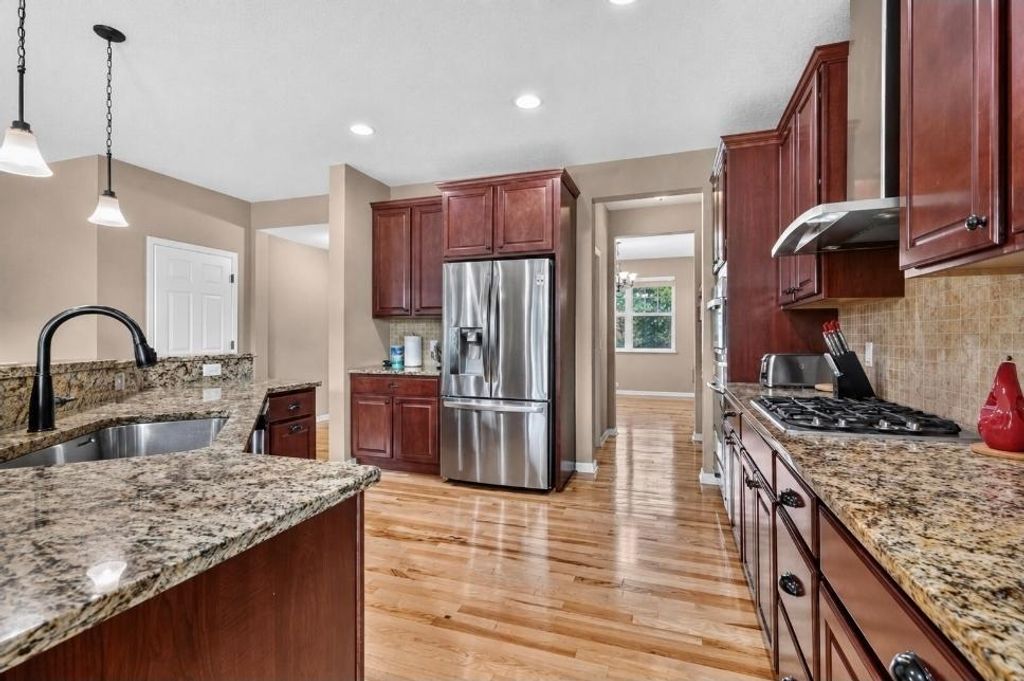 16991 Evening Terrace, Lakeville, MN 55044 — photo 3
