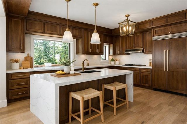 2697 S Cherokee Lane, Woodstock, GA 30188