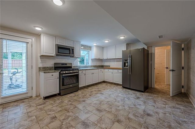 2697 S Cherokee Lane, Woodstock, GA 30188