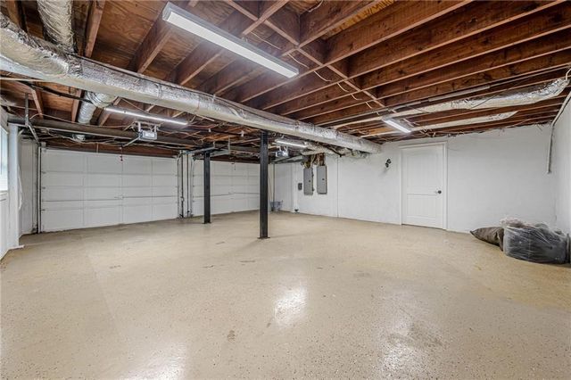 2697 S Cherokee Lane, Woodstock, GA 30188