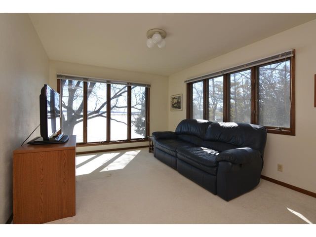 N6480 Shorewood Hills Road, Lake Mills, WI 53551