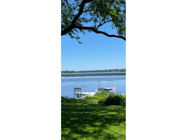 N6480 Shorewood Hills Road, Lake Mills, WI 53551