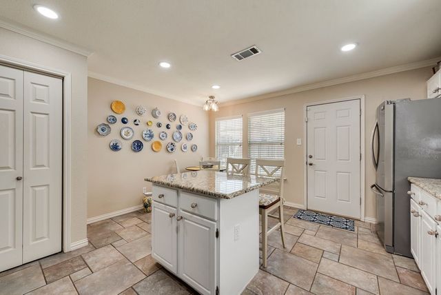 6239 Cupertino Trail, Dallas, TX 75252