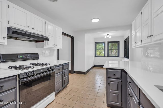 39 Bonair Drive, Brick, NJ 08724