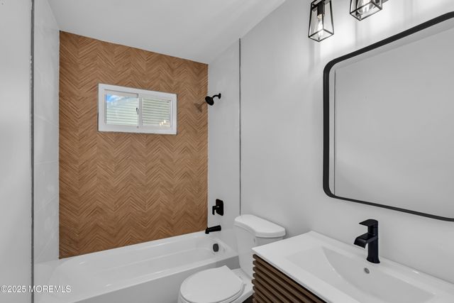 39 Bonair Drive, Brick, NJ 08724