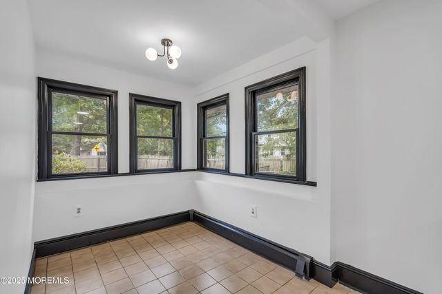 39 Bonair Drive, Brick, NJ 08724