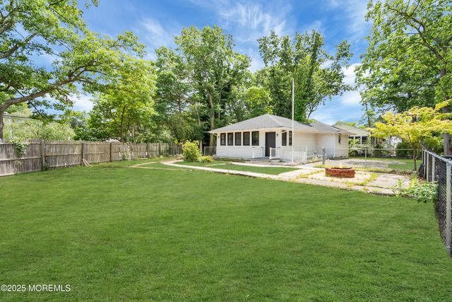 39 Bonair Drive, Brick, NJ 08724