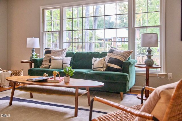 2432 Sedgefield Drive, Chapel Hill, NC 27514