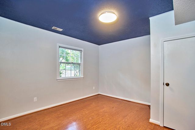 2432 Sedgefield Drive, Chapel Hill, NC 27514