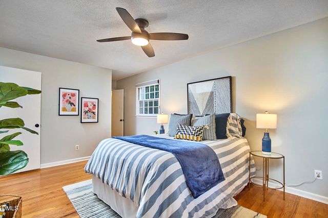2432 Sedgefield Drive, Chapel Hill, NC 27514