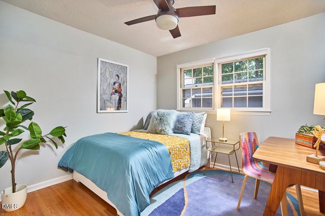 2432 Sedgefield Drive, Chapel Hill, NC 27514