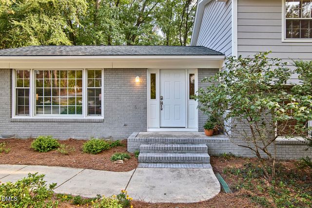 2432 Sedgefield Drive, Chapel Hill, NC 27514