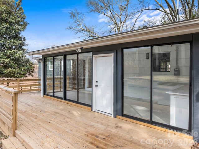 28 Pine Lane, Asheville, NC 28806