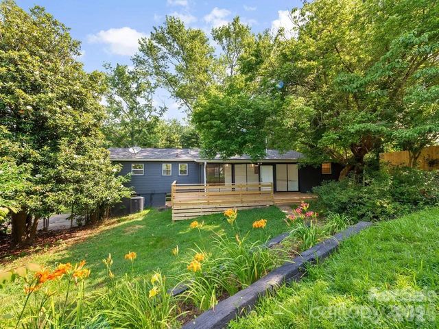 28 Pine Lane, Asheville, NC 28806