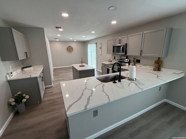 7307 Copper mdw, Converse, TX 78109