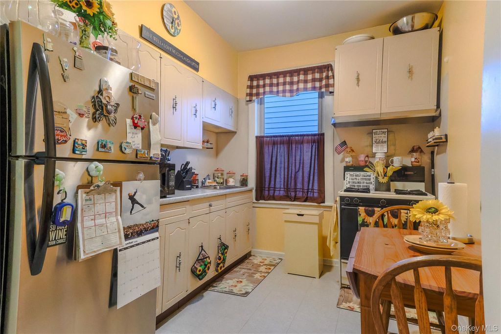 26 Villa Avenue, Yonkers, NY 10704 — photo 4