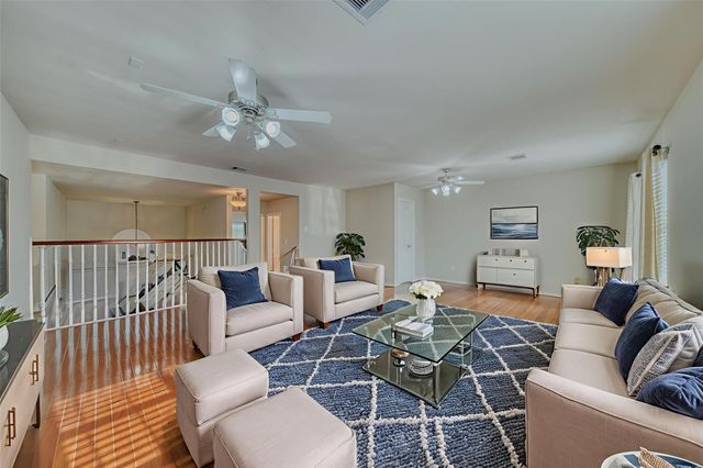 313 Torrey Court, League City, TX 77573