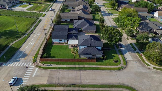 313 Torrey Court, League City, TX 77573