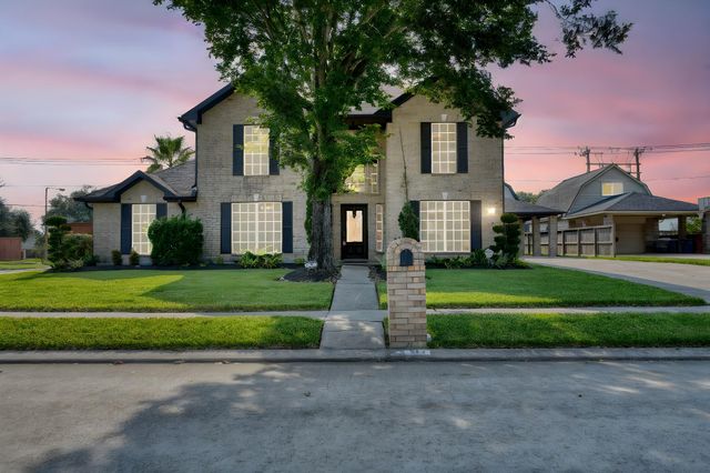 313 Torrey Court, League City, TX 77573
