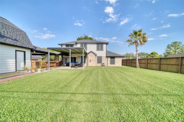 313 Torrey Court, League City, TX 77573