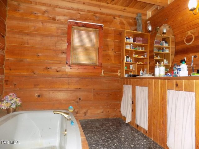 185 Lovin Road, Mooresburg, TN 37811