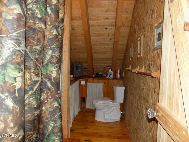 185 Lovin Road, Mooresburg, TN 37811